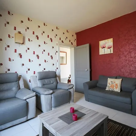 Maison Nina Feriehus *